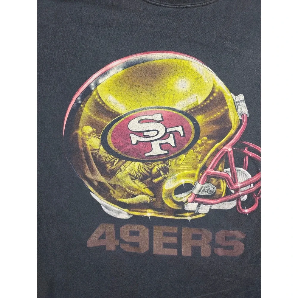 Vintage NFL 49ers big helmet graphic shirt - Picture 4 of 11